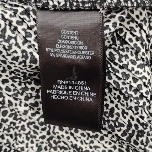 WAYF Payton Plunge Neck Rhinestone Tie Blouse Top Black White Animal Print Small - Picture 7 of 7